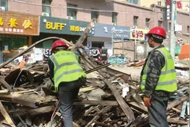 兰州市和政路马路市场退市还路打通交通微循环图片