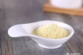 8款鸡精对比测评：太太乐鸡味浓，家乐鲜味最低，年夜饭的鸡精你选对了吗？图片