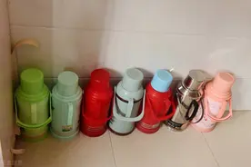 你永远想不到，女生在宿舍的日常，哈哈，太嗨了图片
