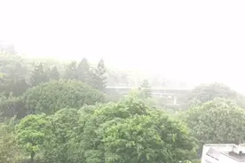 上午阳光耀眼，下午暴雨如注，谨防强对流天气图片