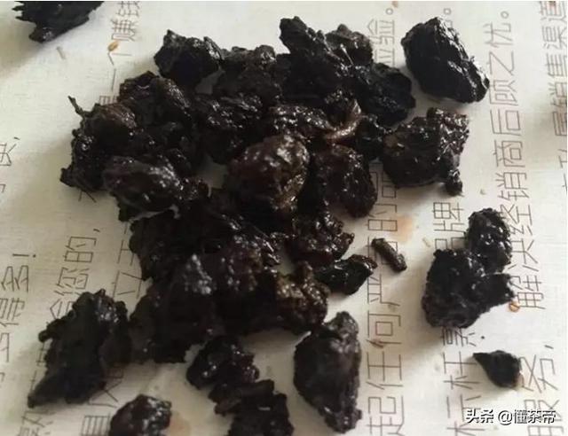 普洱“碎银子”居然有黏合剂？购买时一定要注意这3点以防上当