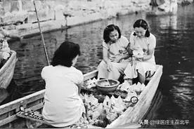 民国风俗，中元节北海公园放河灯，如今被误解和欺骗的老北京民俗图片