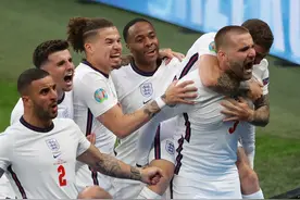 半场-英格兰1-0意大利 卢克肖2分钟闪击 打进欧洲杯决赛最快进球图片