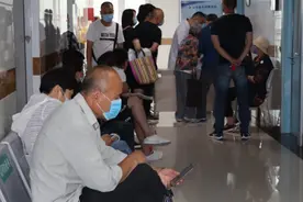 假日不休，方便群众——省立医院眩晕专家于刚教授临沂现场坐诊图片