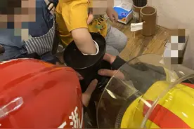 揪心！妈妈刚转身，宁波2岁男童把手伸进了…对孩子来说，家中最危险的竟是它！图片