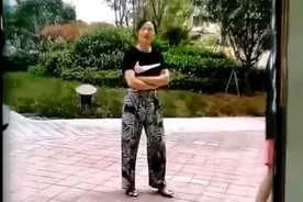 盘点那些因炫耀而翻车的人图片