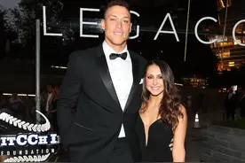 美国体坛丑闻 超巨女友醉驾被捕叫嚣：大胆！知道我男友是谁吗？图片