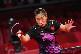 击球时撞击和摩擦不可分，教练却说要先撞后摩，里面包含这个道理图片