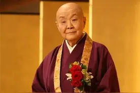 99岁尼姑喝酒吃肉，沉迷男色，不惧世俗流言，活成自己喜欢的样子图片