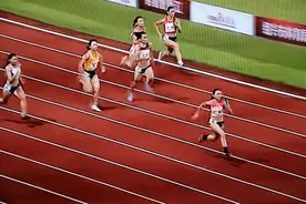 女子4X100接力葛曼棋演精彩反超 再胜廖梦雪助福建绝杀湖南图片