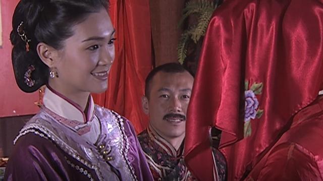 一部讽刺婚姻的电影！结婚12年妻子无法生育，丈夫却纳丫鬟为妾