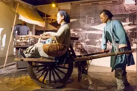 独轮车：古人为啥要用“独轮车”运货？“两轮车”不应该更好么？图片