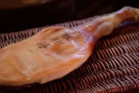 百年古法腌制技艺，一条火腿5种口感，口口鲜香图片