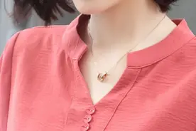 5月火了一款“胭脂红”刺绣衫，碾压旗袍，虽贵，但美的不可一世图片