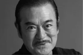 82岁“雄霸”不幸去世！入院11天新冠病情恶化，晚年恋小54岁女友图片