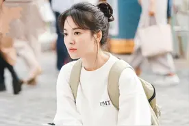 宋慧乔不愧是天生的大女主，年近40岁，新剧造型依然美得云淡风轻图片