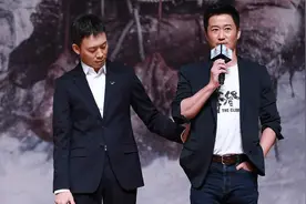 吴京二邀张译参演《战狼3》，张译19字回答，让吴京哭笑不得图片