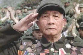 教科书中的特等功臣，一家人挤12平米房子，女儿找到部队落实待遇图片