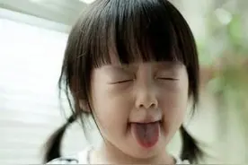 孩子的这3种表现，看似“懂事”其实代表情商低，父母别沾沾自喜图片