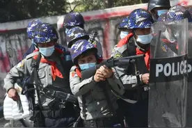 打响内战第一枪：缅甸冲突升级，西方国家或将趁乱出兵中国邻国图片