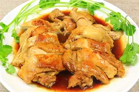 教你鸡腿新吃法，淋上酱油上锅蒸，肉质鲜嫩酱香不油腻图片