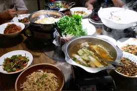 下馆子时，上菜前都会先上一盘花生米，白送的？其实满满都是套路图片