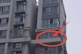 生死关头！一男子从16楼纵身跳下救起3岁娃！自己却摔成骨折图片