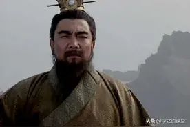 古老的观人术：“龟背蛇腰不可交”，下一句更狠，十有九准图片