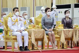 泰国王室“铁三角”时隔5个月再亮相！苏提达瘦了，诗妮娜更惊艳图片