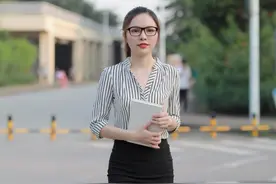 时尚穿搭20200514，高跟通勤OL风的职场女神，优雅干练图片