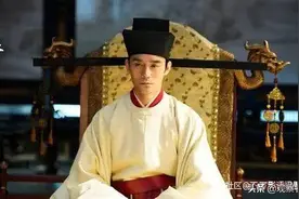 宋仁宗一生和汉武帝晚年的历史教训：好战必亡，忘战必危！图片