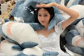 吴亦凡批捕后，都美竹跟姐姐李恩反目成仇，曝光聊天记录人品低下图片