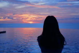 我和小姨他们家出去旅游3天，回来被老婆怒骂：5000好挣吗图片