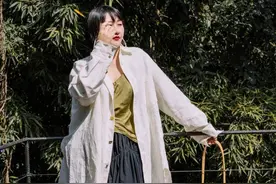 微胖女生，该穿宽松的衣服还是收身的衣服？答案可能会超乎你想象图片