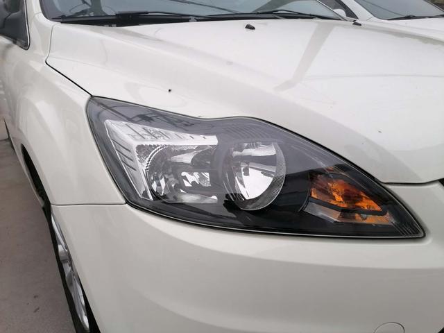 期待已久的经典福克斯两厢版，胖哥已顺利拿下，1.8排量手动挡