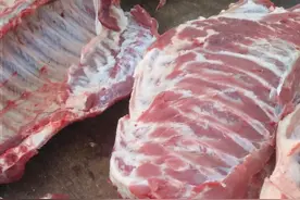 买排骨，是买肋排、大排还是小排？肉贩：口感差别大，买错浪费钱图片