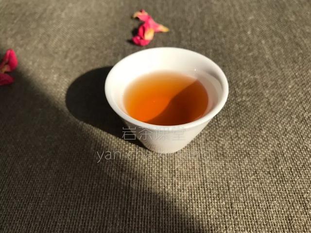 武夷岩茶有涩味，汤水浑浊，这是怎么回事？