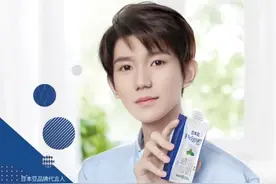 王源成为国民品牌豆本豆品牌代言人，国民度和商业价值杠杠的图片