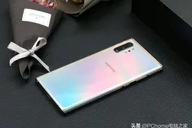 曲面屏设计的巅峰之作，三星Galaxy Note 10+评测视频封面