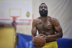NBA历史5大外线肌肉男，威少垫底 榜首被誉为人类身体标本图片