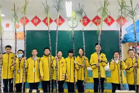 哈哈哈！同学们收到的这份礼物，回头率可太高了图片