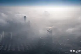 航拍合肥天鹅湖平流雾「组图」图片