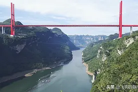 大美中国，在云端穿行，世界最高的6座桥都在中国图片