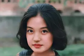 “白月光”赵薇的堕落史，和让她“丧心病狂”的4个男人图片