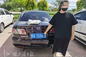 高速路口，一位黑A车主“神秘操作”  监控全拍下了！图片