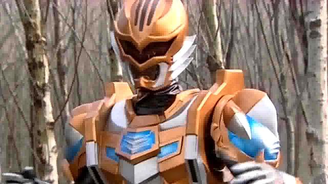 铠甲勇士：五位召唤人变身，招牌动作介绍