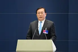 英雄的武汉再出发！王忠林向全球深情推介武汉：这是一座英雄之城、活力之城、希望之城图片