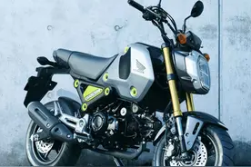 本田日本推小尺寸摩托Grom，单缸风冷10马力，适合女生骑行图片