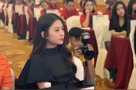 "网红董事长"张曼如：23岁手握78亿资产，跻身成功人士全靠编？图片