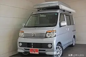 适合退休老人的钓鱼房车，经济实惠且利用率高，内部设计巧妙图片
